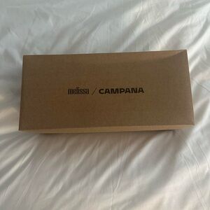 Melissa Campana jellies
Never worn or tried on
Size 6